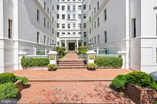 2123 California St NW, Washington, DC 20008 - Photo 2