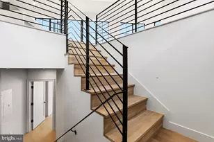 2121 Ward Pl NW, Washington, DC 20037 - Photo 8