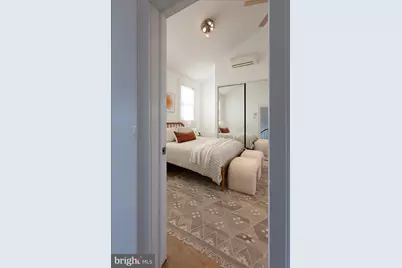 203 9th Street SE, Washington, DC 20003 - Photo 48