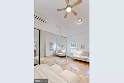 203 9th Street SE, Washington, DC 20003 - Photo 26