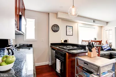 1125 12th Street NW #32, Washington, DC 20005 - Photo 8