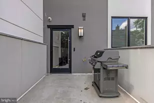 1337 K St SE, Washington, DC 20003 - Photo 20