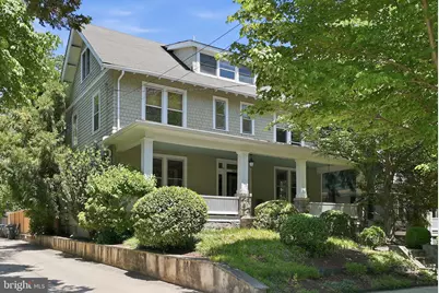 3839 Livingston Street NW, Washington, DC 20015 - Photo 2