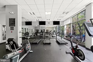 355 I Street SW, Washington, DC 20024 - Photo 18