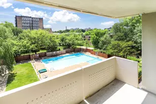 240 M St SW, Washington, DC 20024 - Photo 28