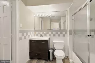228 East Capitol St NE, Washington, DC 20003 - Photo 12