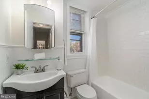 3060 16th St NW, Washington, DC 20009 - Photo 22