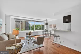1545 18th St NW, Washington, DC 20036 - Photo 1