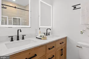 1704 Independence Ave SE, Washington, DC 20003 - Photo 46