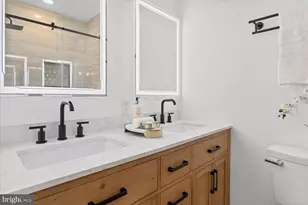 1704 Independence Ave SE, Washington, DC 20003 - Photo 36