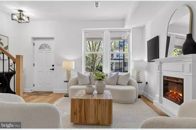 1704 Independence Avenue SE, Washington, DC 20003 - Photo 10