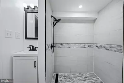 914 5th Street NE, Washington, DC 20002 - Photo 14