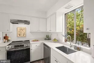 5026 Cathedral Ave NW, Washington, DC 20016 - Photo 10
