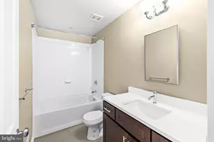 427 Woodcrest Dr SE, Washington, DC 20032 - Photo 24