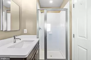 427 Woodcrest Dr SE, Washington, DC 20032 - Photo 20