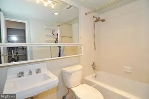 1245 4th St SW, Washington, DC 20024 - Photo 18