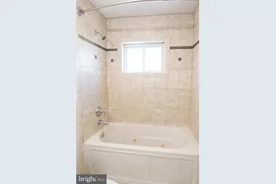 36 T Street NE #202, Washington, DC 20002 - Photo 4