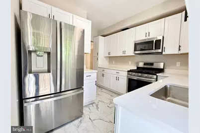 1004 Girard Street NW, Washington, DC 20001 - Photo 10