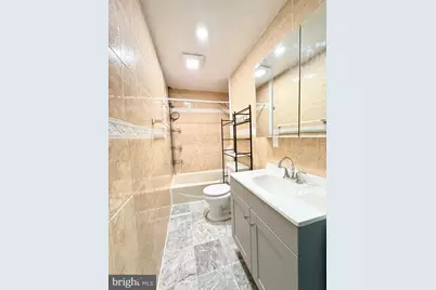 1004 Girard Street NW, Washington, DC 20001 - Photo 20