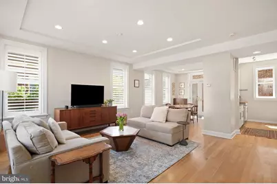 3500 T Street NW, Washington, DC 20007 - Photo 2