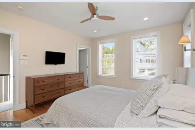 3500 T Street NW, Washington, DC 20007 - Photo 10