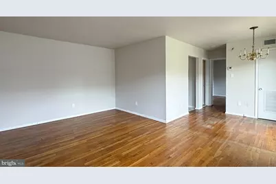 7060 Eastern Avenue NW #116, Washington, DC 20012 - Photo 4
