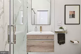 1328 Maryland Ave NE, Washington, DC 20002 - Photo 10