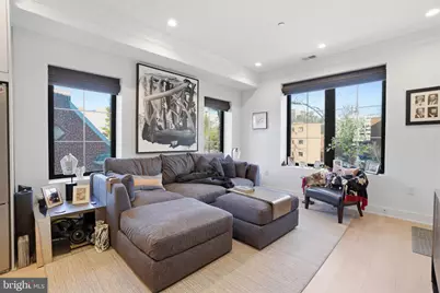 2642 39th Street NW #6, Washington, DC 20007 - Photo 4