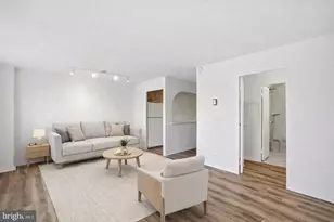 2829 Connecticut Ave NW, Washington, DC 20008 - Photo 4