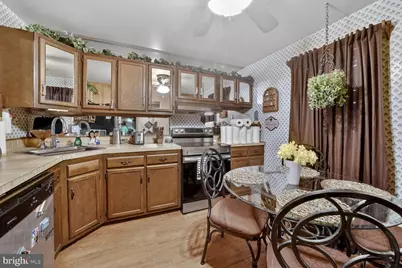 834 Wheeler Hill Drive SE #834, Washington, DC 20032 - Photo 4