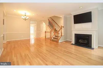 722 Capitol Square Place SW, Washington, DC 20024 - Photo 8