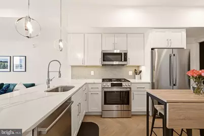 838 Varnum Street NW #11, Washington, DC 20011 - Photo 8
