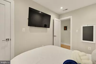 14 T Street NE #1, Washington, DC 20002 - Photo 22