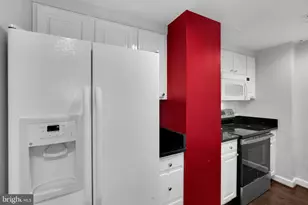 1801 Calvert St NW, Washington, DC 20009 - Photo 10