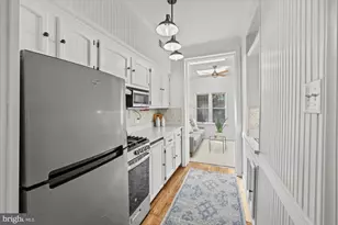 331 10th St SE, Washington, DC 20003 - Photo 4