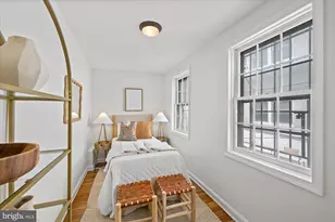 331 10th St SE, Washington, DC 20003 - Photo 12