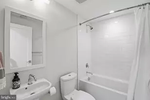 406 13th St SE, Washington, DC 20003 - Photo 26