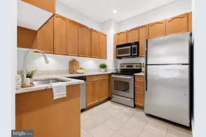 1613 Harvard Street NW #114, Washington, DC 20009 - Photo 6