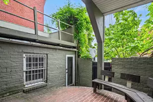 400 7th St SE, Washington, DC 20003 - Photo 6