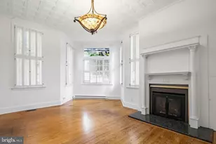 400 7th St SE, Washington, DC 20003 - Photo 8