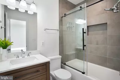 112 V Street NE, Washington, DC 20002 - Photo 18