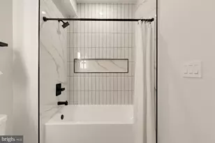 1463 Harvard St NW, Washington, DC 20009 - Photo 14