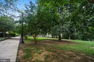 1953 Calvert St NW, Washington, DC 20009 - Photo 28