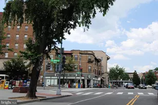 1953 Calvert St NW, Washington, DC 20009 - Photo 36