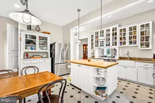 1701 Newton St NW, Washington, DC 20010 - Photo 16