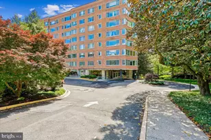 4200 Cathedral Ave NW, Washington, DC 20016 - Photo 2