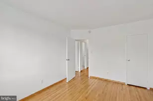 4200 Cathedral Ave NW, Washington, DC 20016 - Photo 32