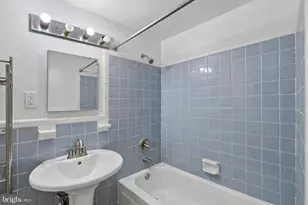4200 Cathedral Ave NW, Washington, DC 20016 - Photo 30