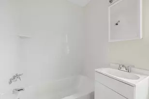 925 8th St NE, Washington, DC 20002 - Photo 16