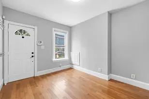 925 8th St NE, Washington, DC 20002 - Photo 4